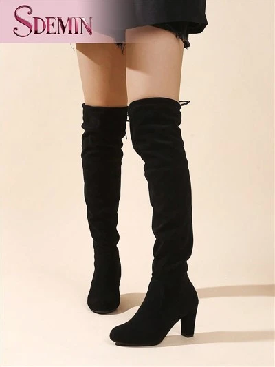 Diz Üstü Siyah Stiletto Bot